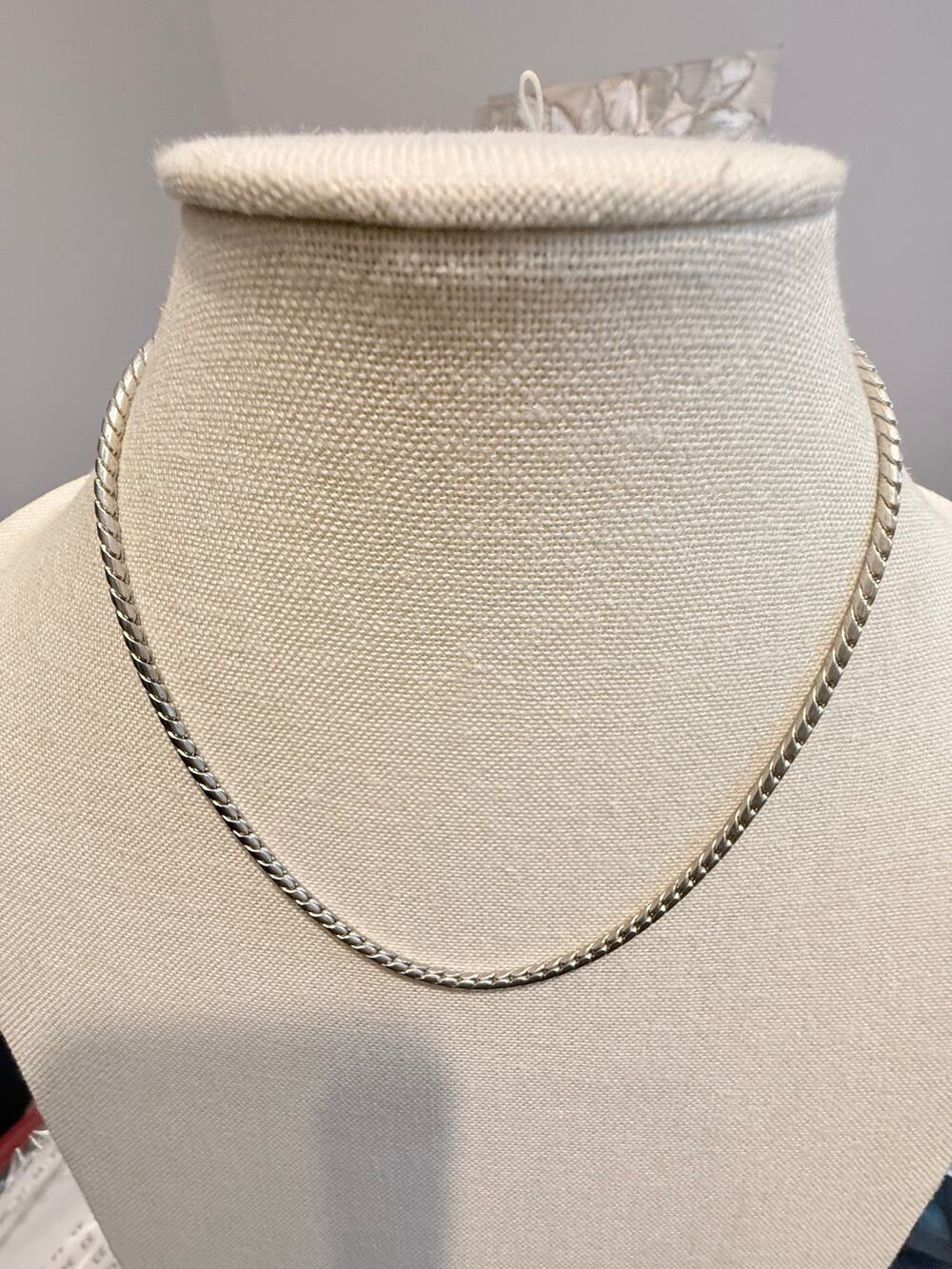 Silver Tone Box Chain Necklace 18” Minimalist Unisex